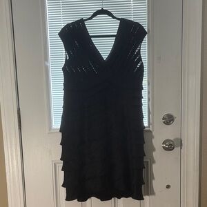 Scarlett Nite Black Ruffled Tiered Sheath Midi Dress